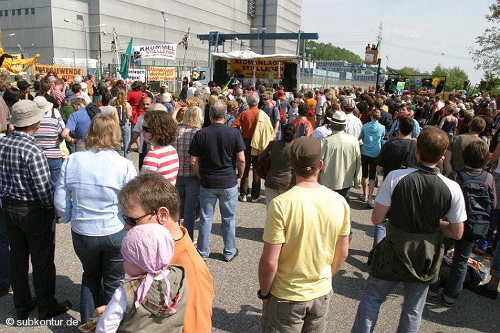 Protest vor dem AKW Kr&uuml;mmel